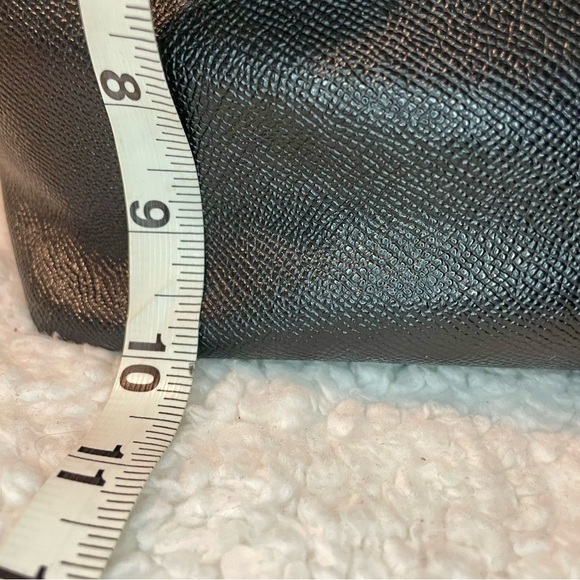 Coach Horse & Carriage Black Tote - Picture 5 of 9